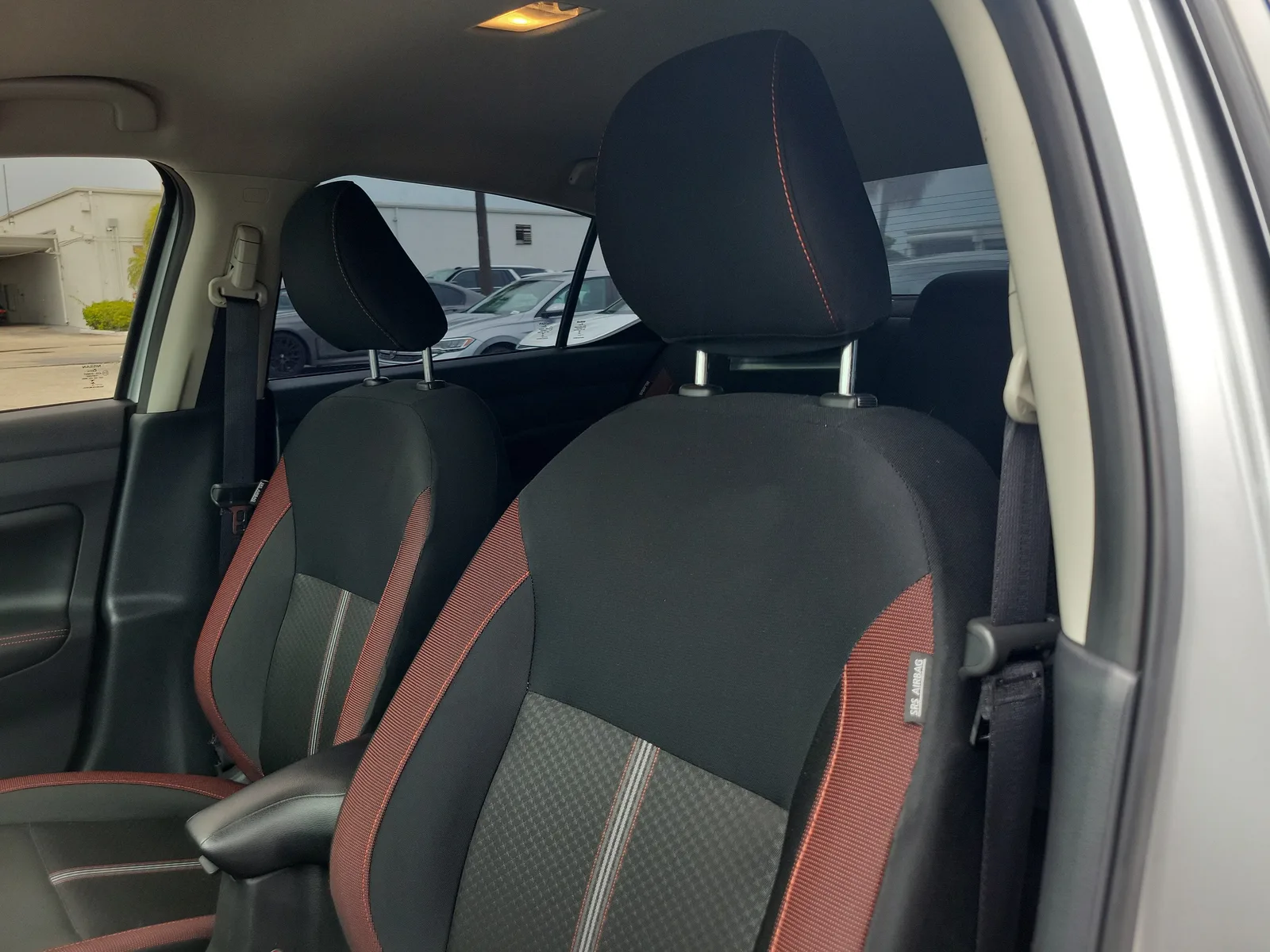 2025 Nissan Versa SR photo 19