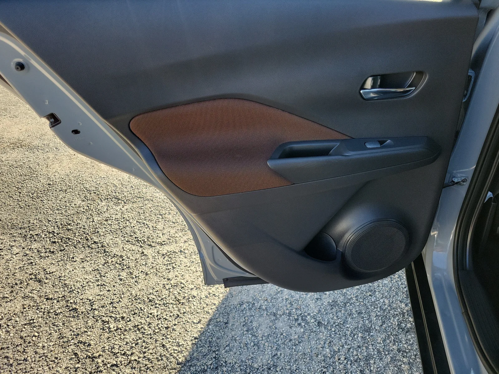 2021 Nissan Kicks SR photo 17