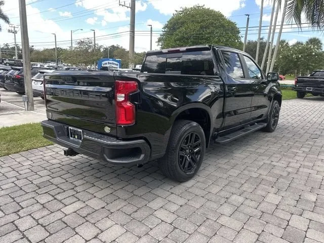 2024 Chevrolet Silverado 1500 RST photo 38