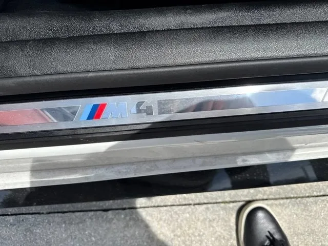2024 BMW M4 Competition xDrive photo 8