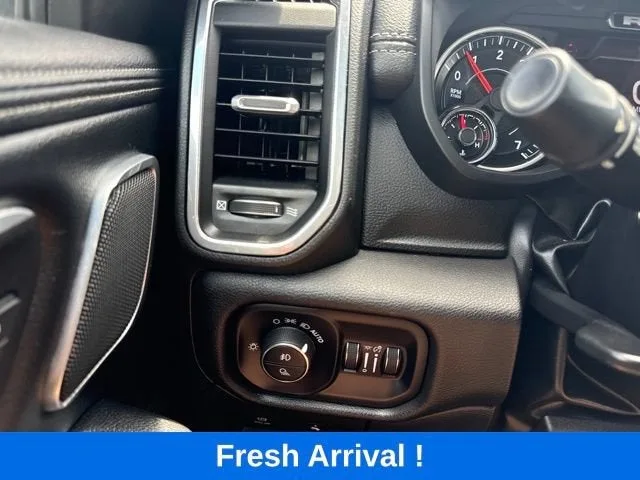 2023 RAM 1500 Laramie photo 7
