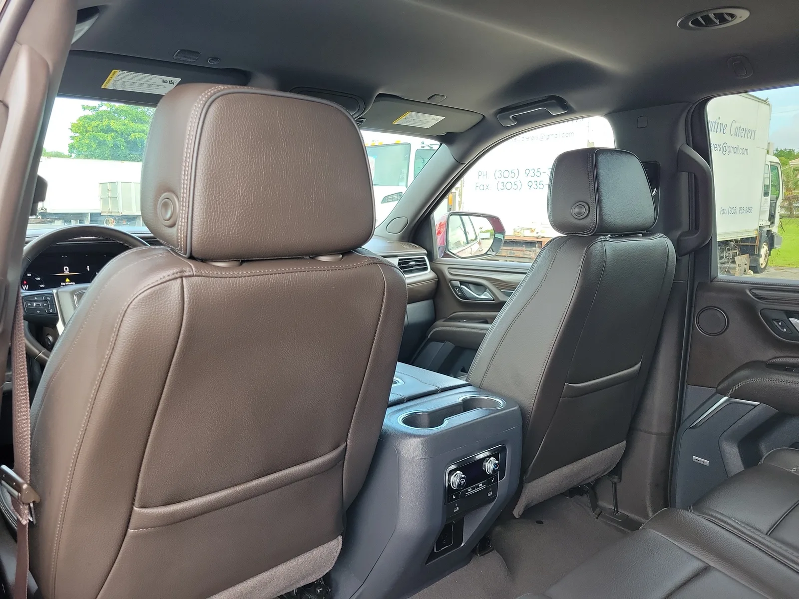2024 GMC Yukon Denali photo 16