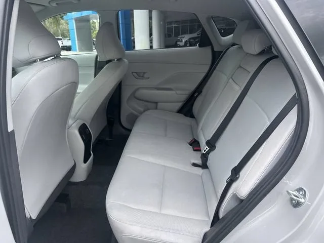 2025 Hyundai Kona SEL photo 27