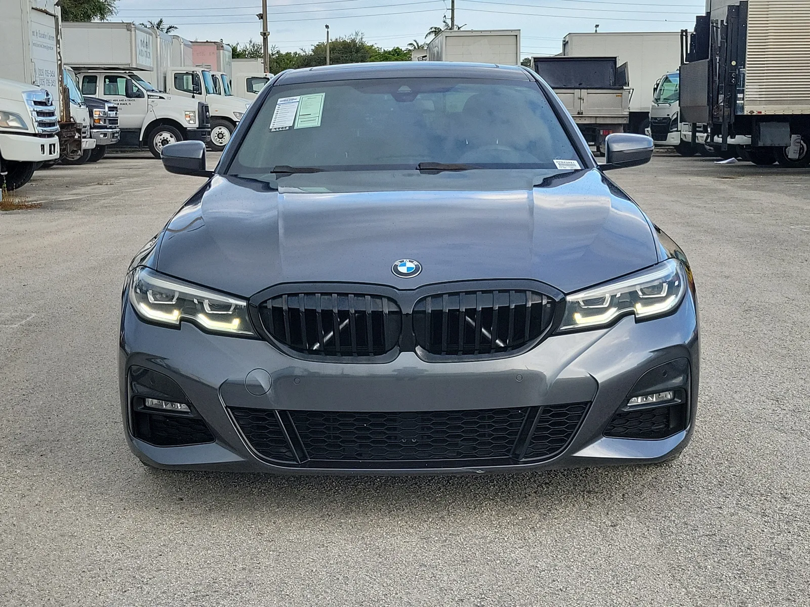 2020 BMW 3 Series 330i photo 8