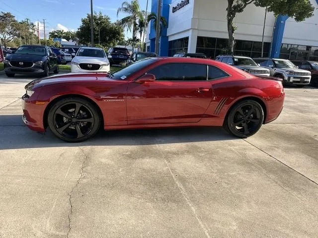 2015 Chevrolet Camaro LT photo 31