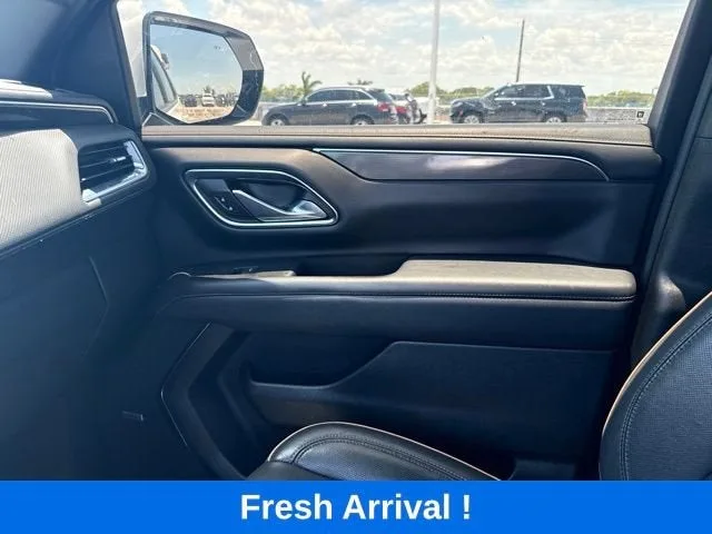 2023 GMC Yukon AT4 photo 10