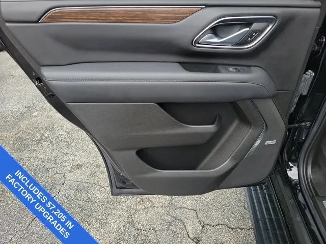2022 Chevrolet Tahoe High Country photo 16