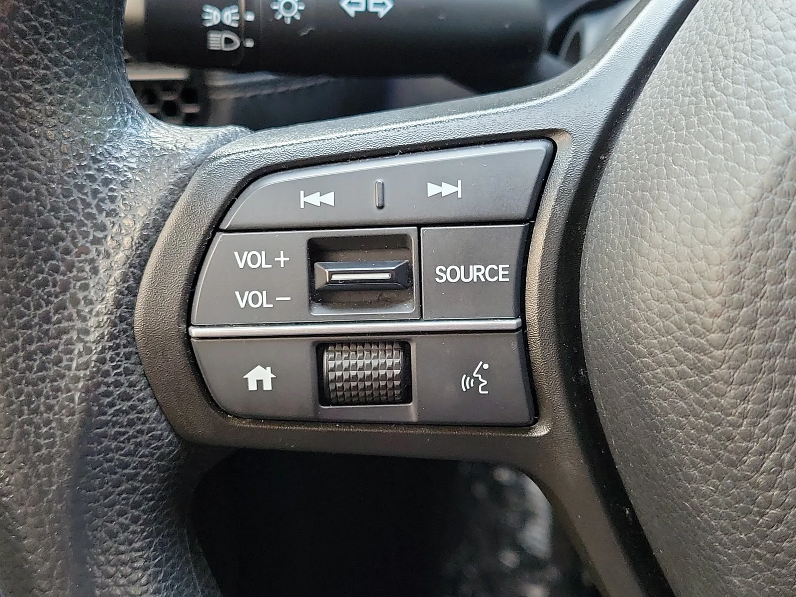 2024 Honda HR-V LX photo 25