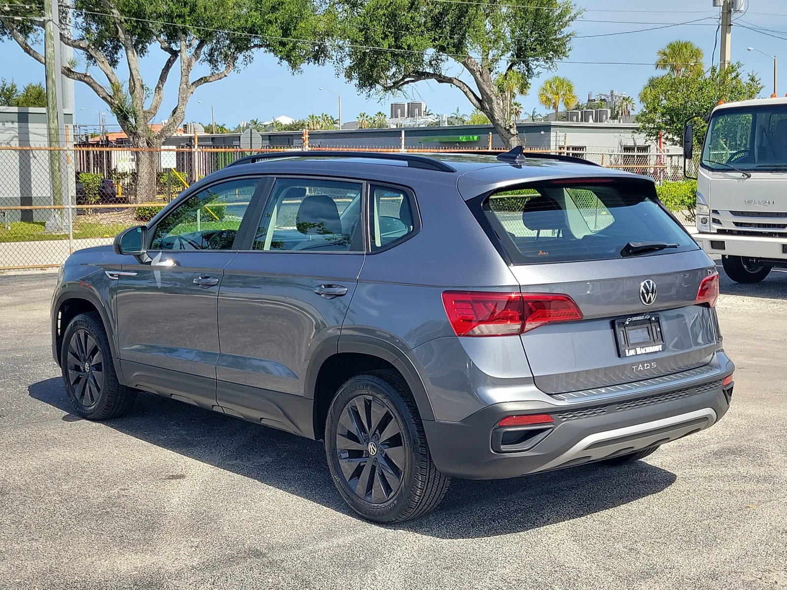 2023 Volkswagen Taos S photo 5