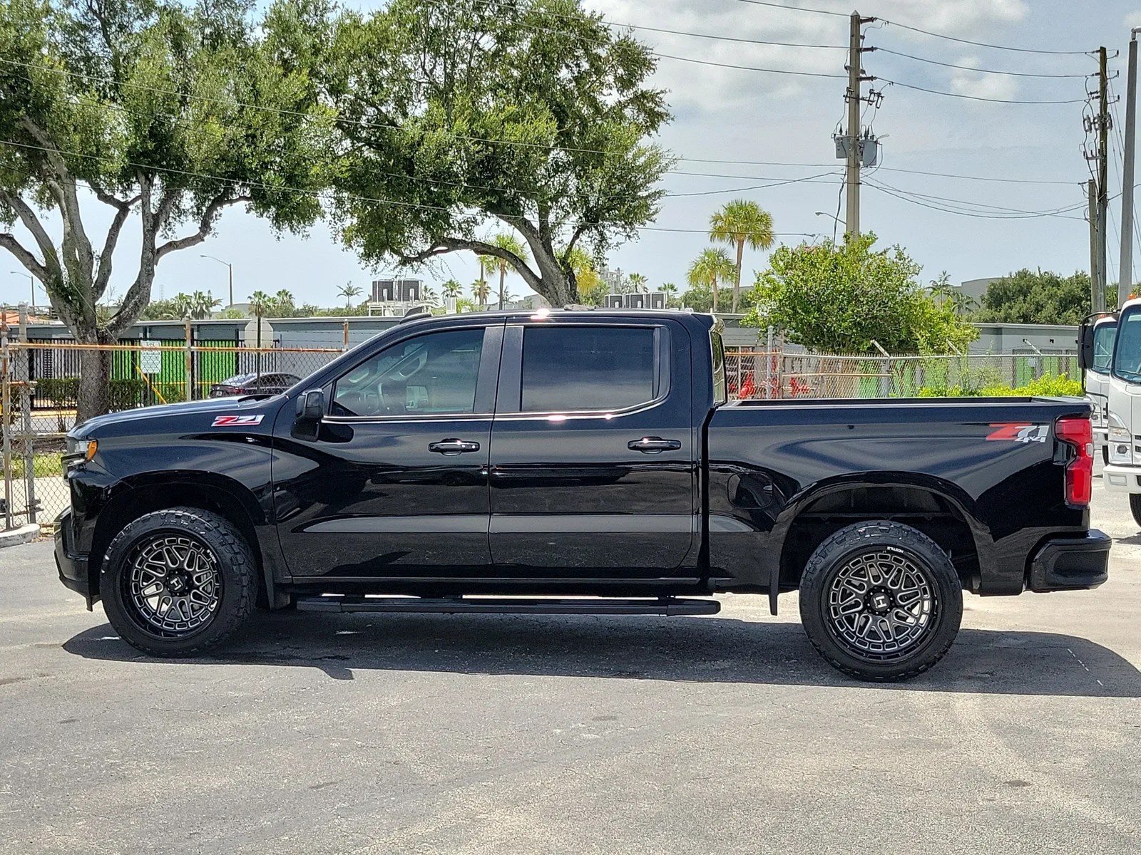 2022 Chevrolet Silverado 1500 LTD RST photo 6