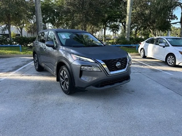 2023 Nissan Rogue SV photo 17