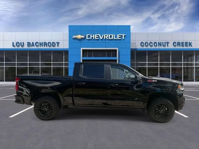 2023 Chevrolet Silverado 1500 LT Trail Boss photo 9