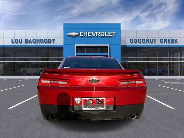 2015 Chevrolet Camaro LT photo 7
