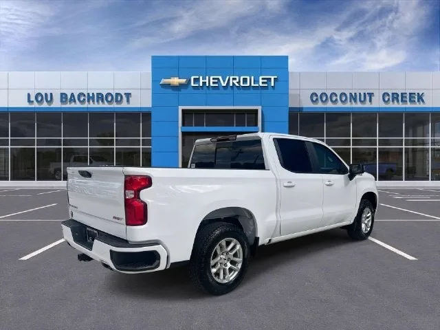 2024 Chevrolet Silverado 1500 RST photo 8