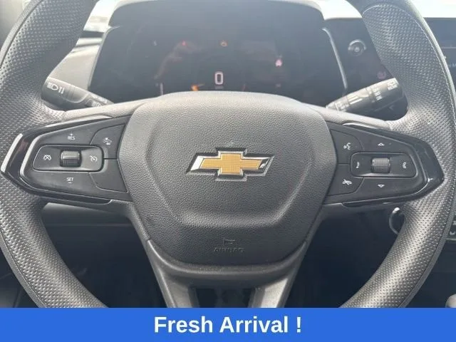 2024 Chevrolet Trax LT photo 6
