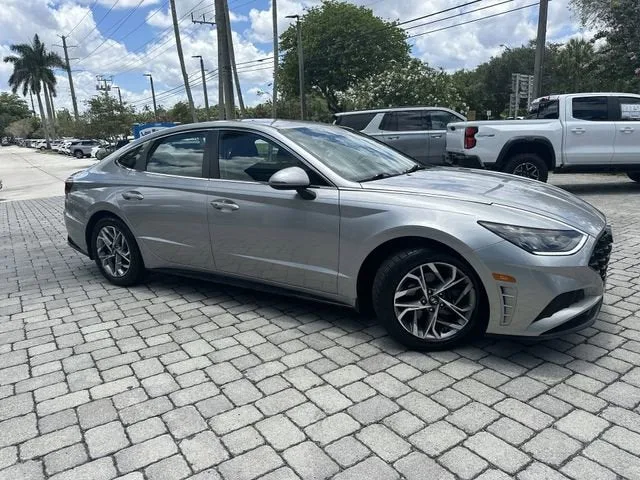 2020 Hyundai Sonata SEL photo 37