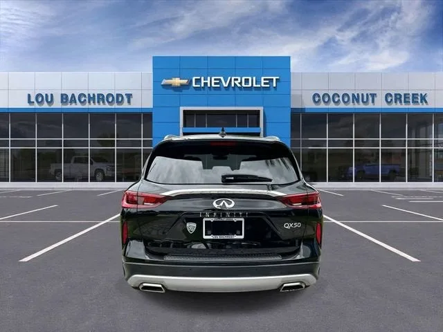2023 INFINITI QX50 LUXE photo 7