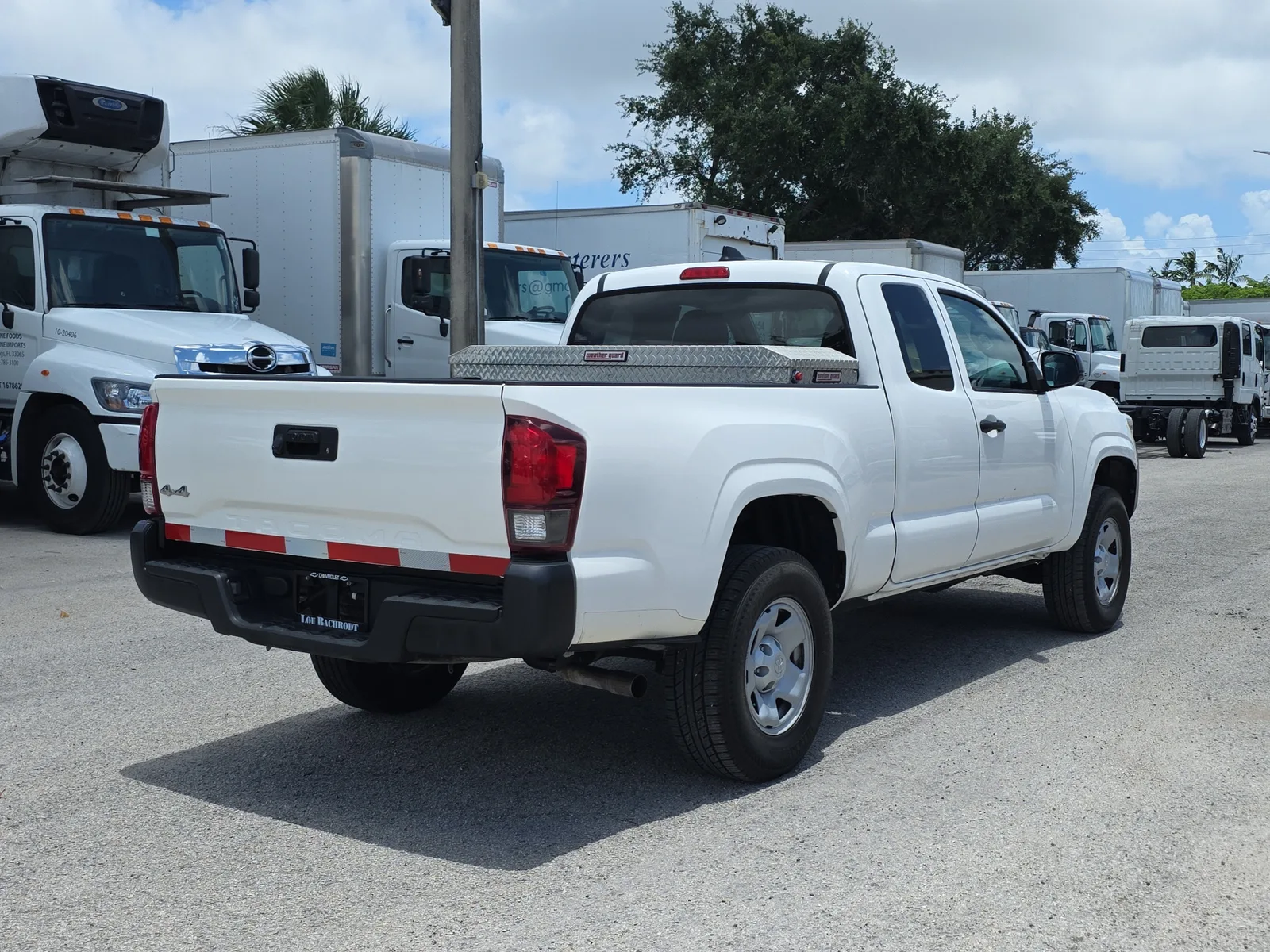 2021 Toyota Tacoma 4WD SR photo 7