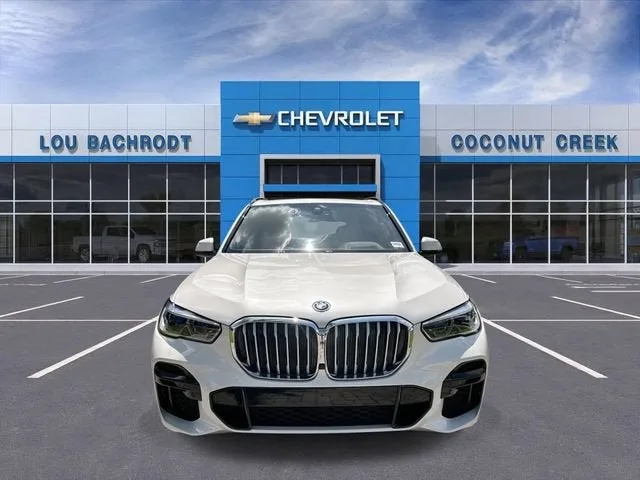 2022 BMW X5 xDrive45e photo 3