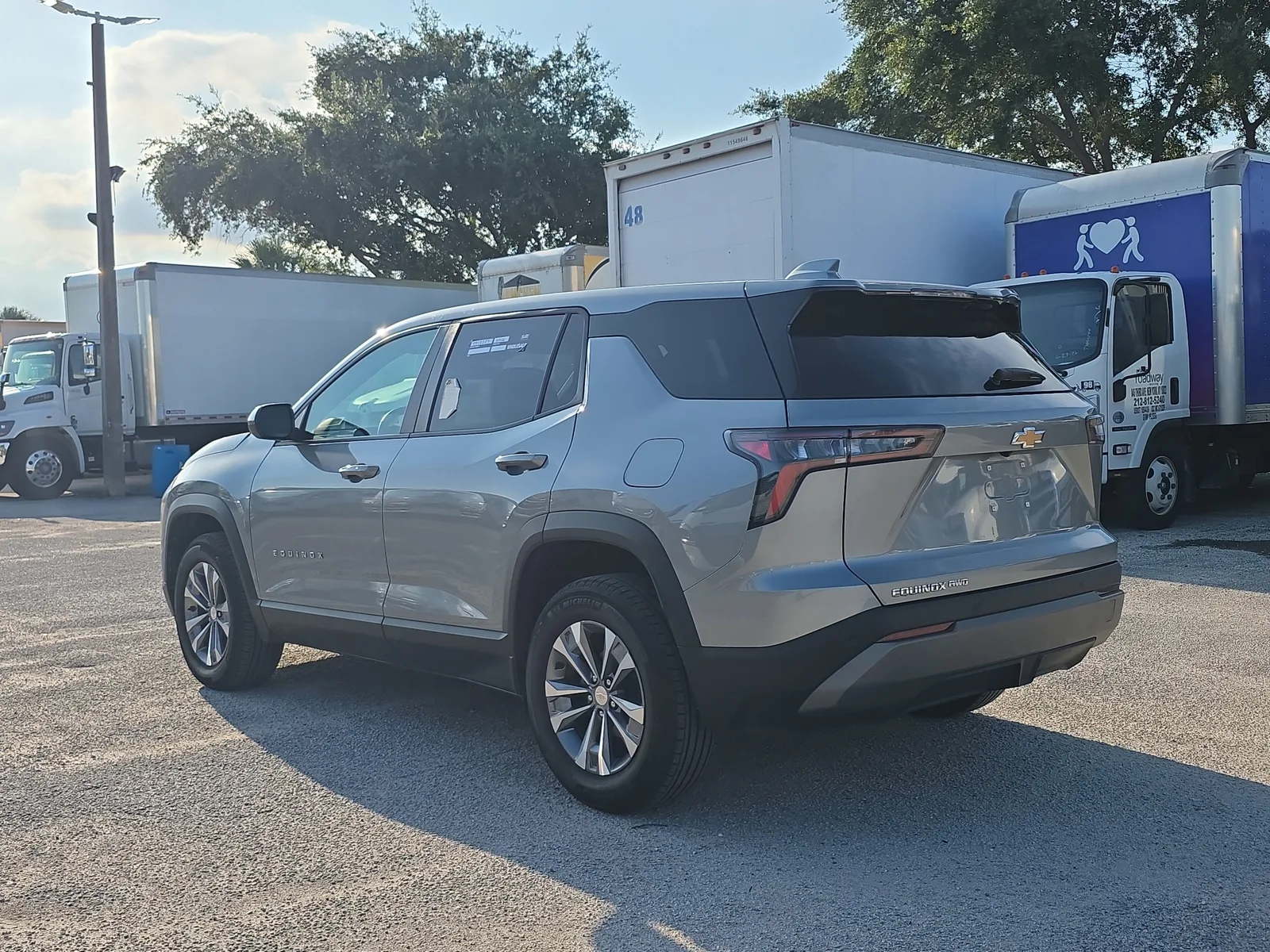 2025 Chevrolet Equinox LT photo 5