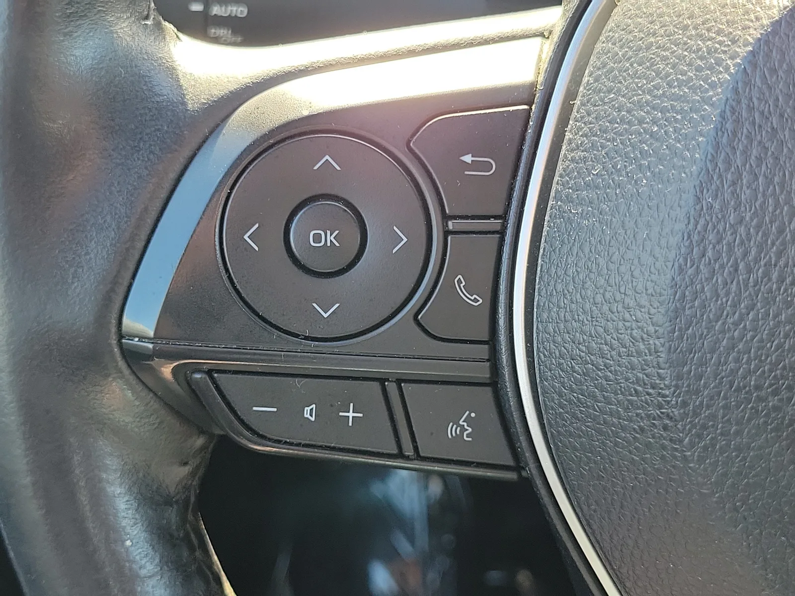2024 Toyota Corolla SE photo 26