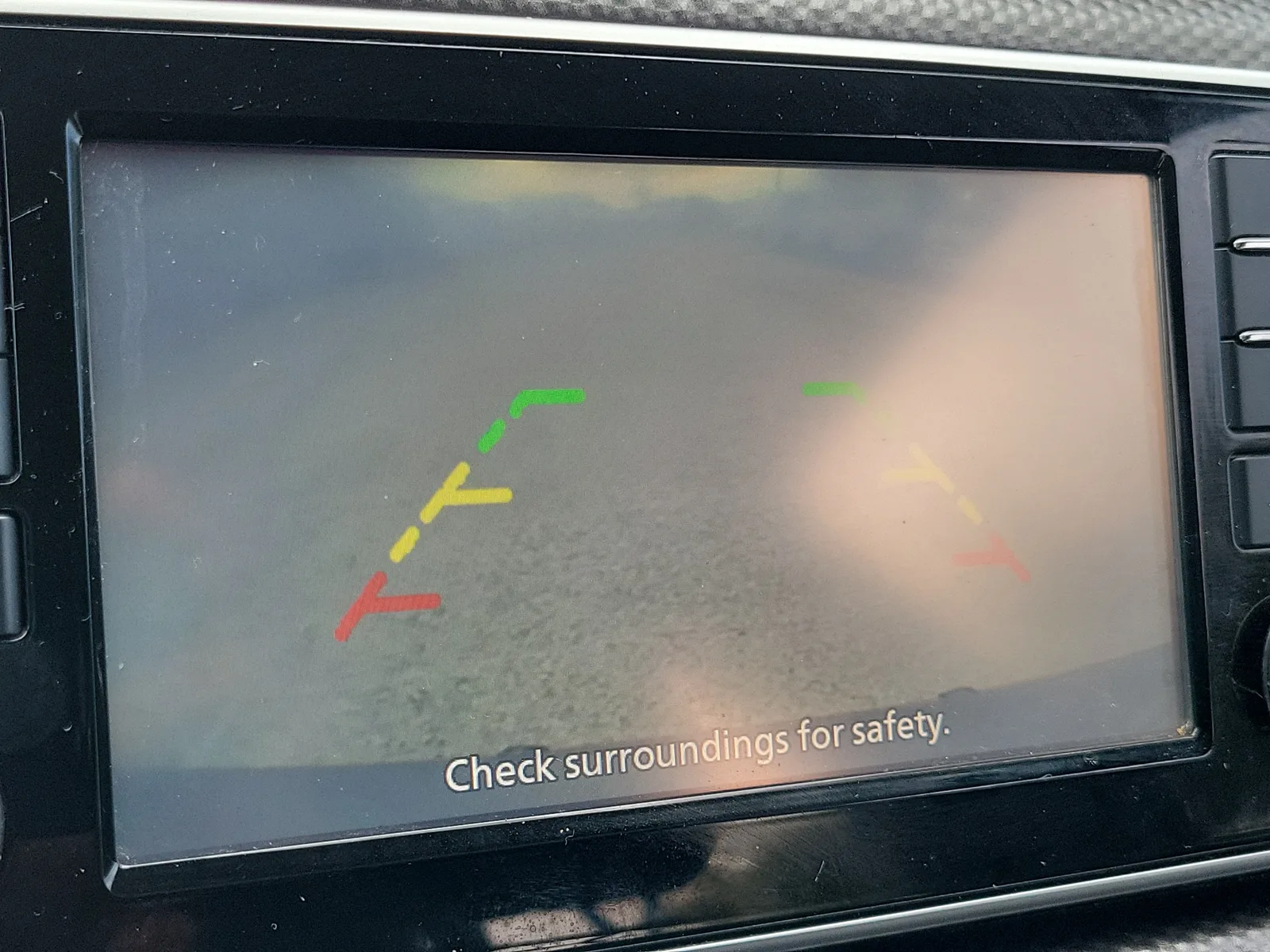 2020 Nissan Kicks S photo 28