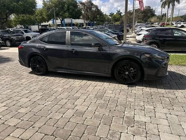 2025 Toyota Camry LE photo 15