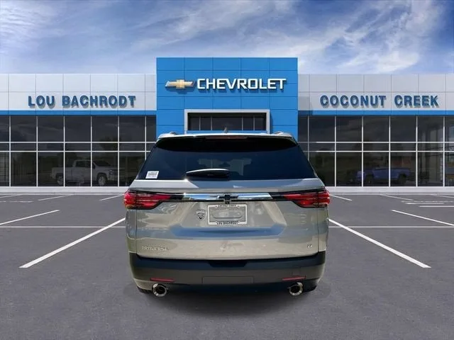 2023 Chevrolet Traverse LT Cloth photo 7