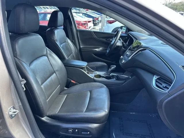 2024 Chevrolet Malibu 2LT photo 29
