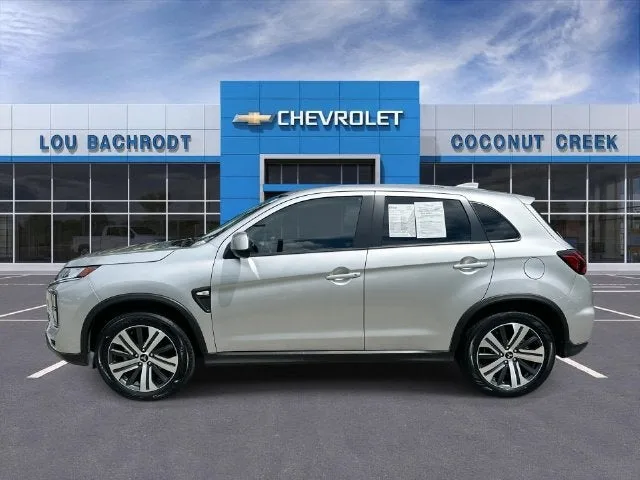 2025 Mitsubishi Outlander Sport S photo 5