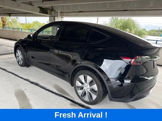 2023 Tesla Model Y Long Range photo 14