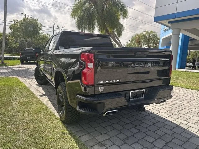 2023 Chevrolet Silverado 1500 LT Trail Boss photo 12