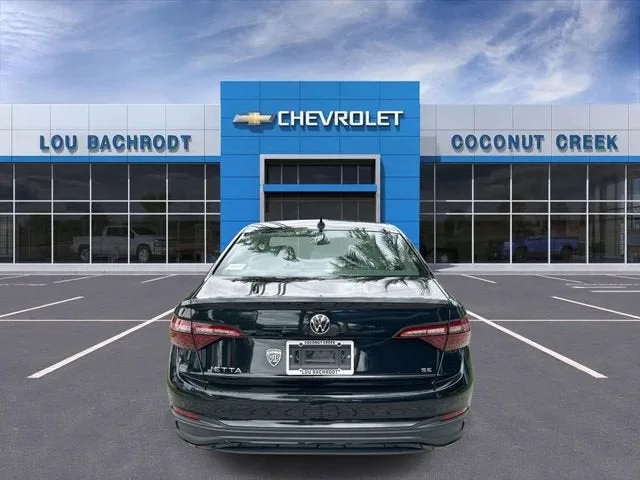2024 Volkswagen Jetta SE photo 7