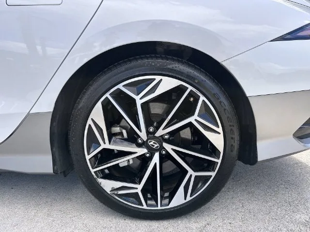 2023 Hyundai IONIQ 6 SEL photo 11
