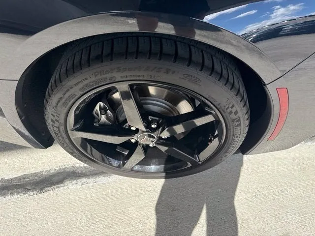 2015 Chevrolet Corvette Stingray 2LT photo 17