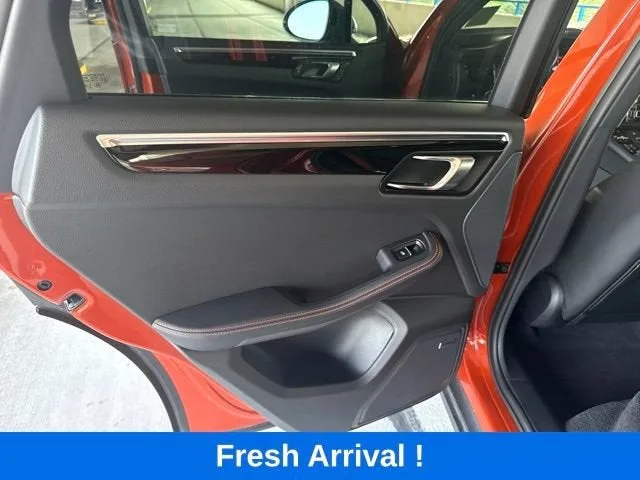 2024 Porsche Macan 4DR AWD photo 13
