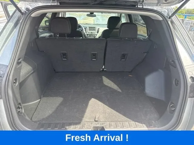 2023 Chevrolet Equinox LT photo 4