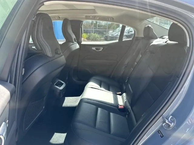 2024 Volvo S60 Plus Dark Theme photo 27
