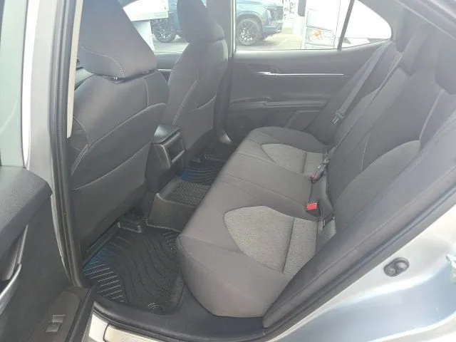 2023 Toyota Camry LE photo 12