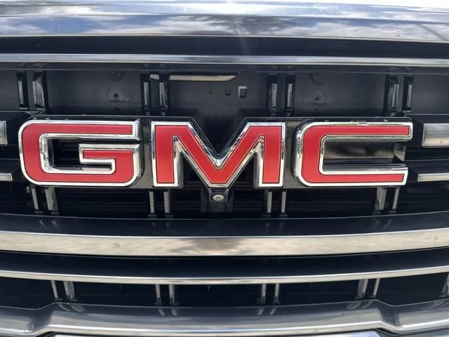 2023 GMC Yukon AT4 photo 10
