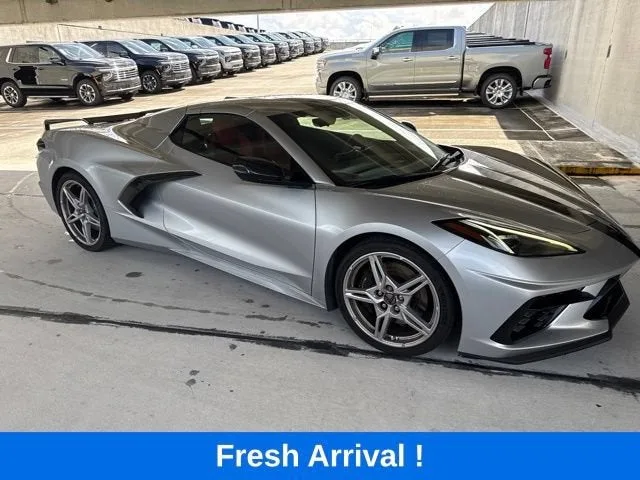 2020 Chevrolet Corvette Stingray 2LT photo 13