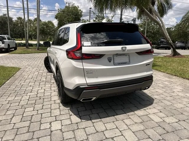 2024 Honda CR-V Hybrid Sport photo 12