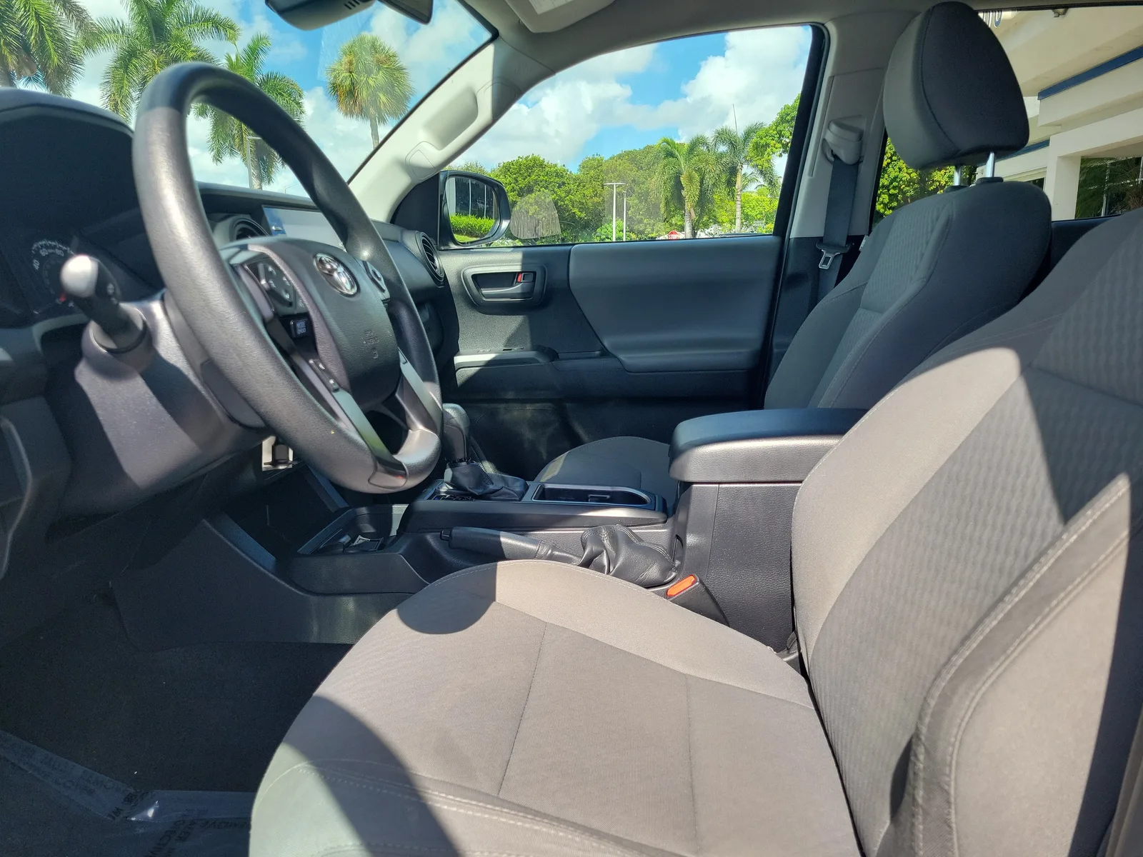 2022 Toyota Tacoma 2WD SR photo 20