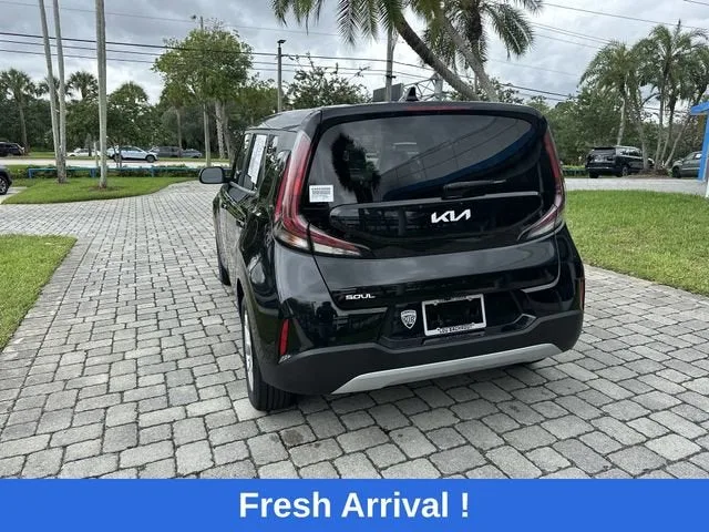 2024 Kia Soul LX photo 34