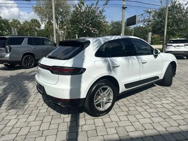 2020 Porsche Macan 4DR AWD photo 21