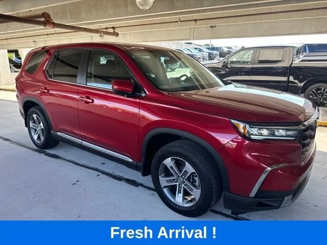 2024 Honda Pilot EX-L 7 Passenger photo 16