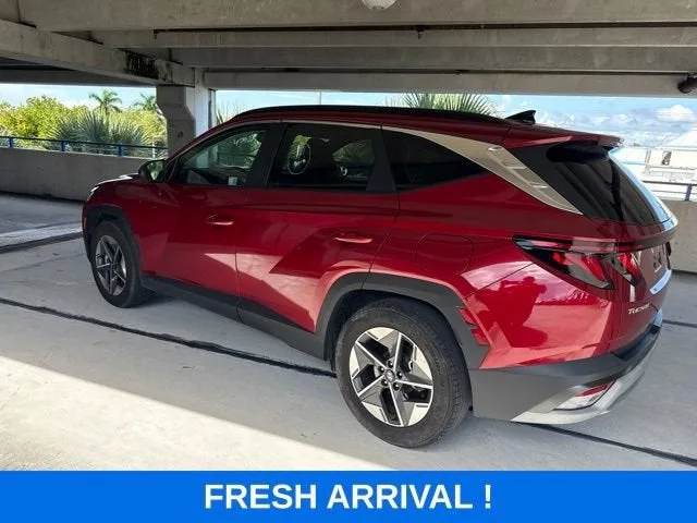 2025 Hyundai Tucson SEL photo 16