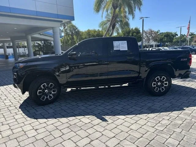 2024 Chevrolet Colorado Z71 photo 40