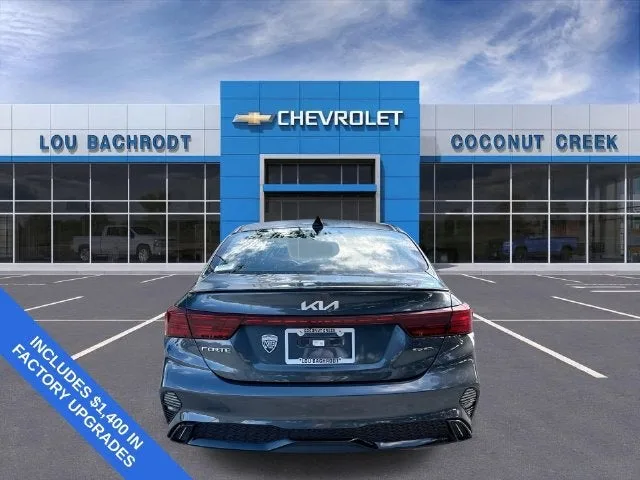 2024 Kia Forte GT-Line photo 7