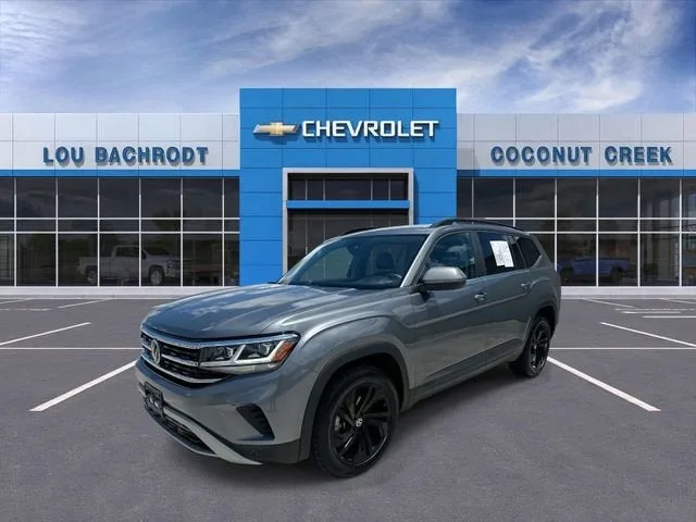 2022 Volkswagen Atlas 2.0T SE w/Technology photo 4